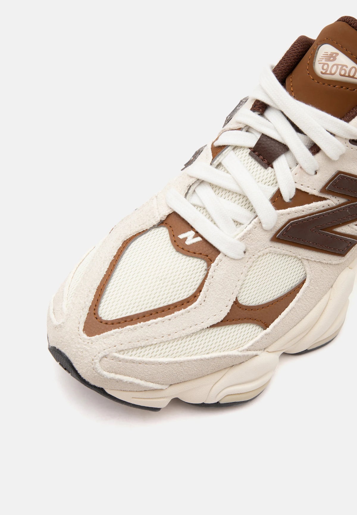 New Balance 906